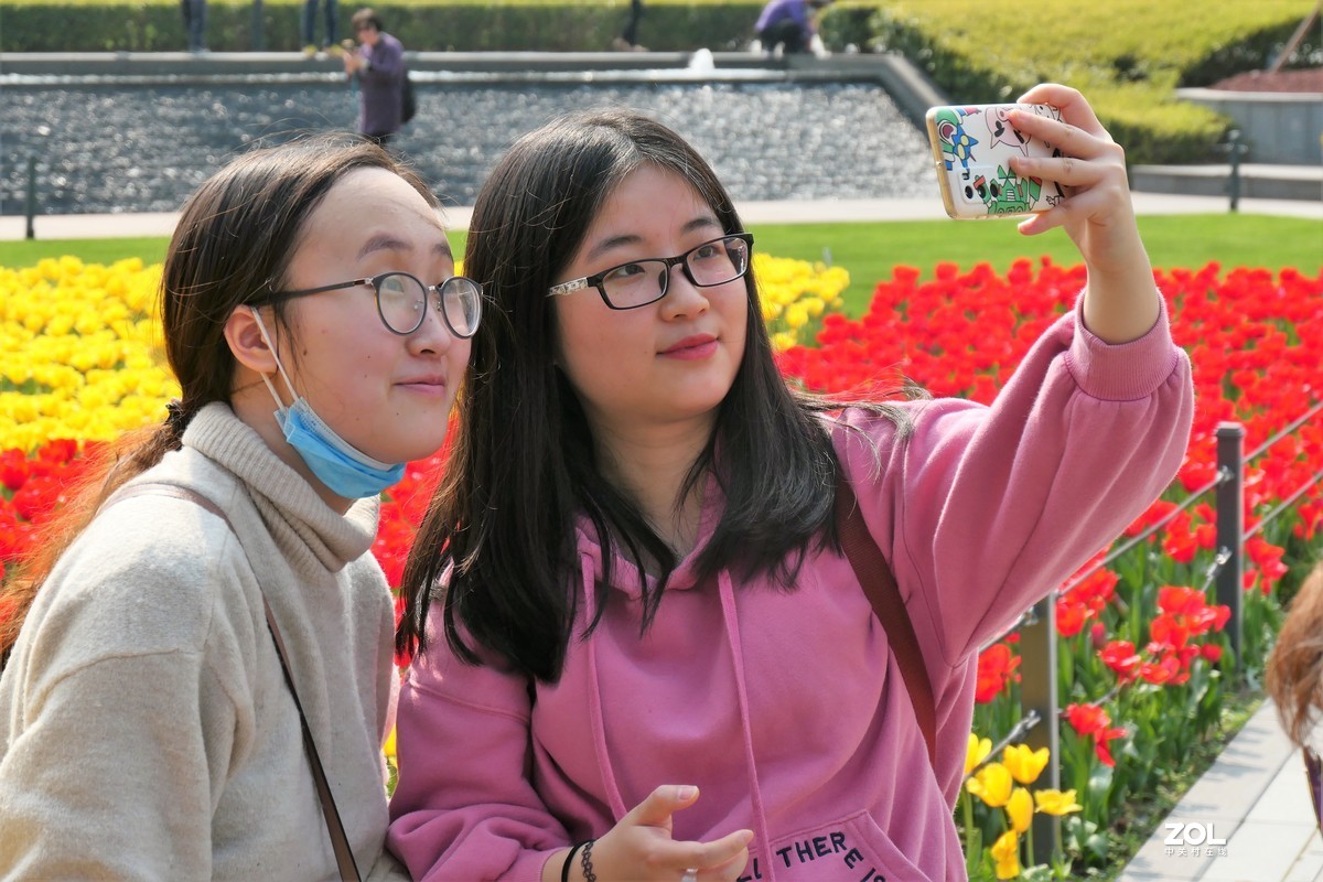 【春之恋】——摄于上海雕塑公园