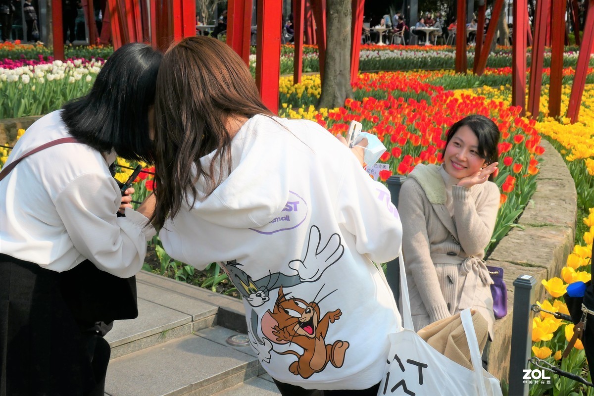 【春之恋】——摄于上海雕塑公园