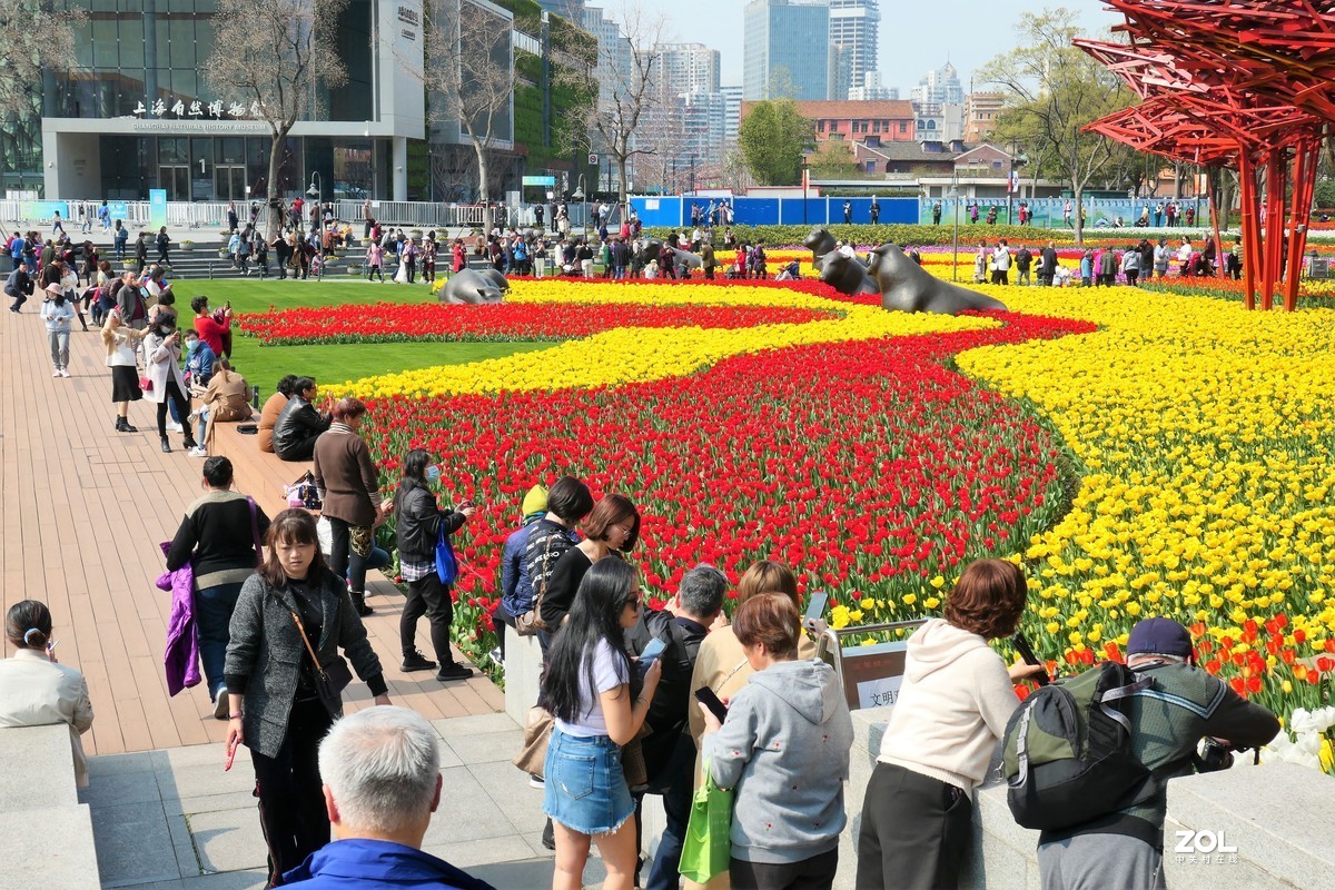 【春之恋】——摄于上海雕塑公园