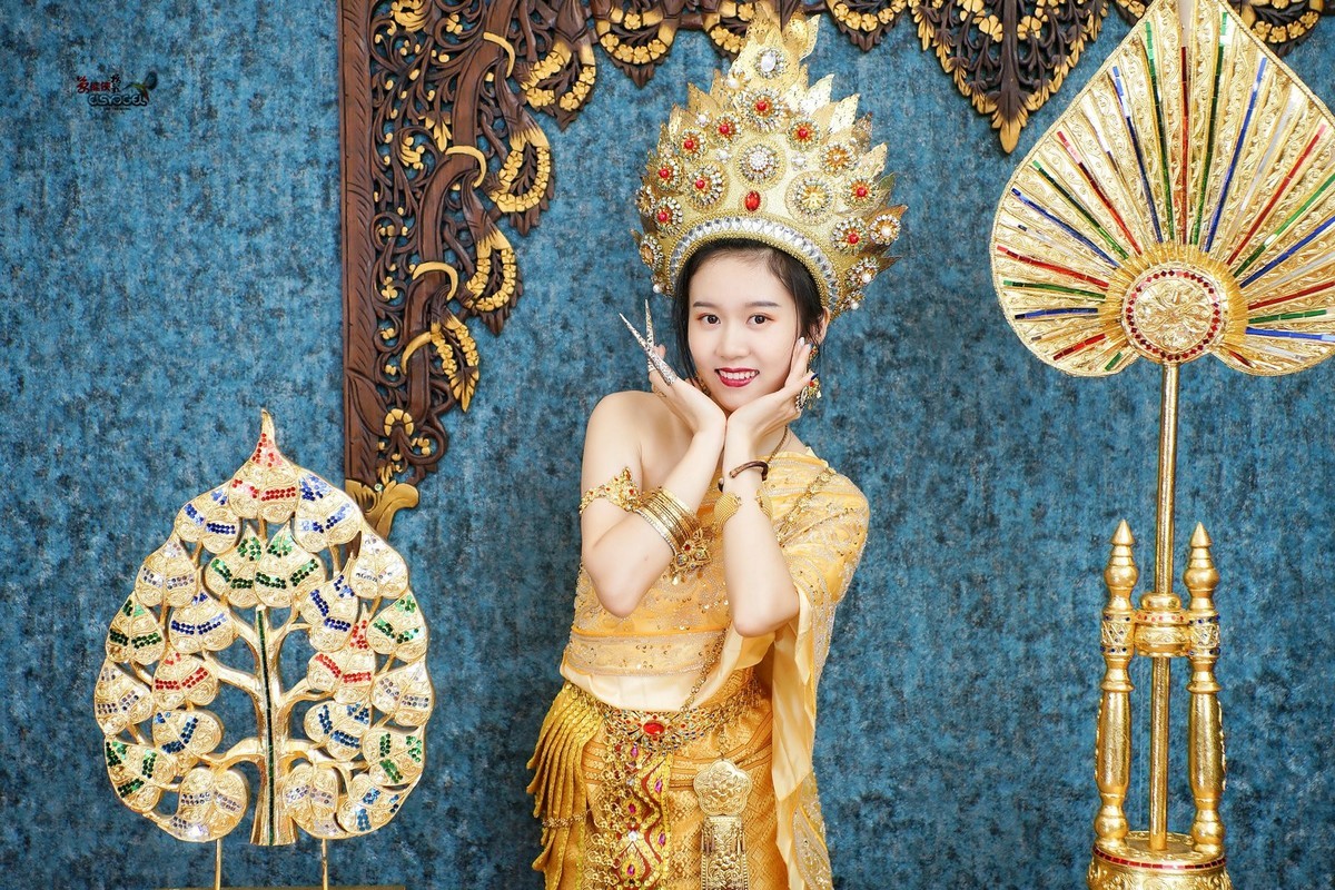 泰国风情美女秋君