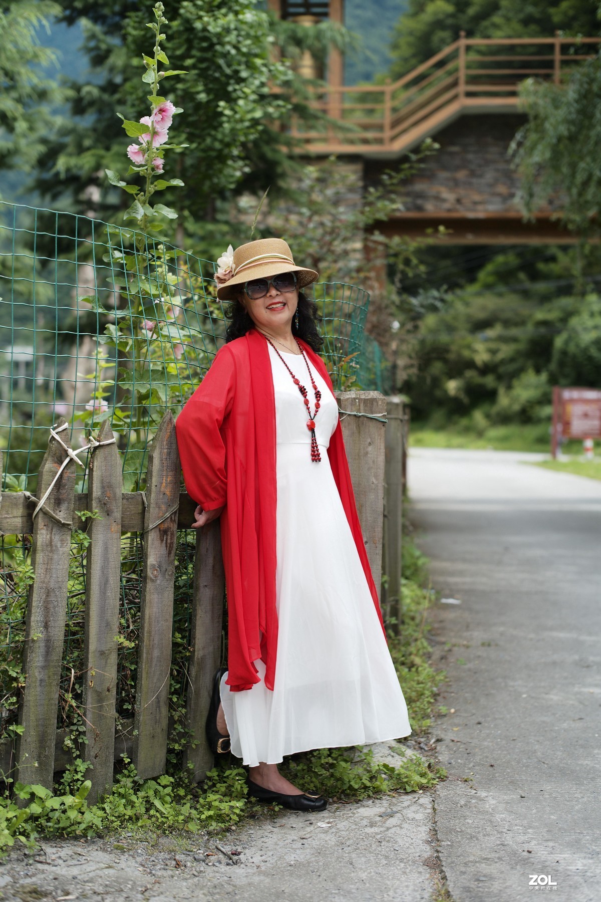 宝兴仁朵藏寨拍人像之二（原片直岀）