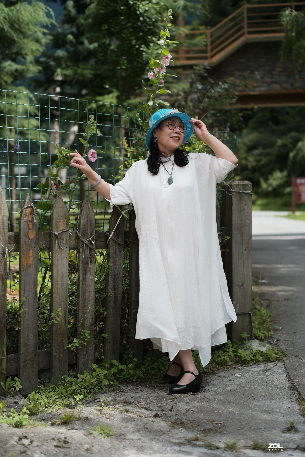 宝兴仁朵藏寨拍人像之二（原片直岀）