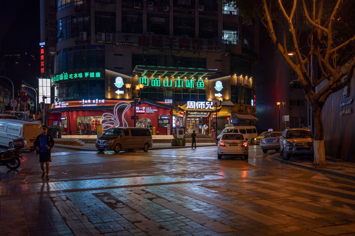 a7Rm4+35GM+Batis 85+( 重庆-店内-夜景 )