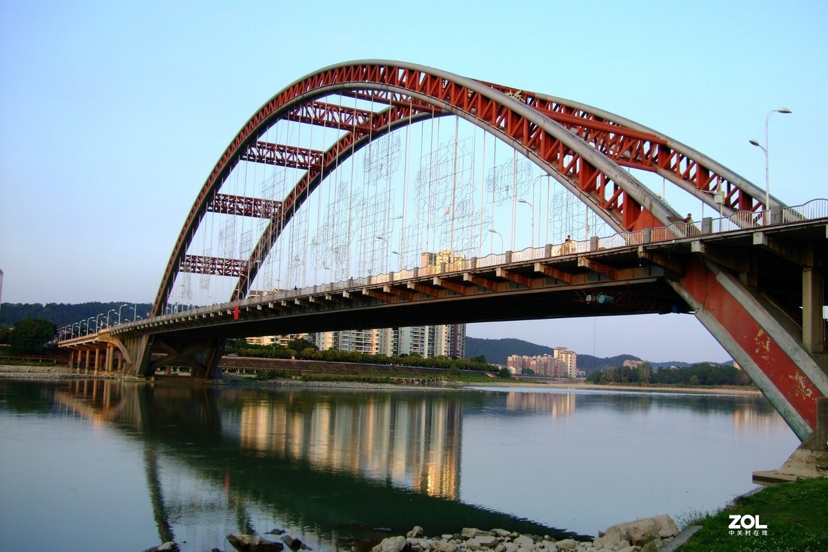 老掉牙的相机，色彩依然非常漂亮，富士反转片色彩模式真美！