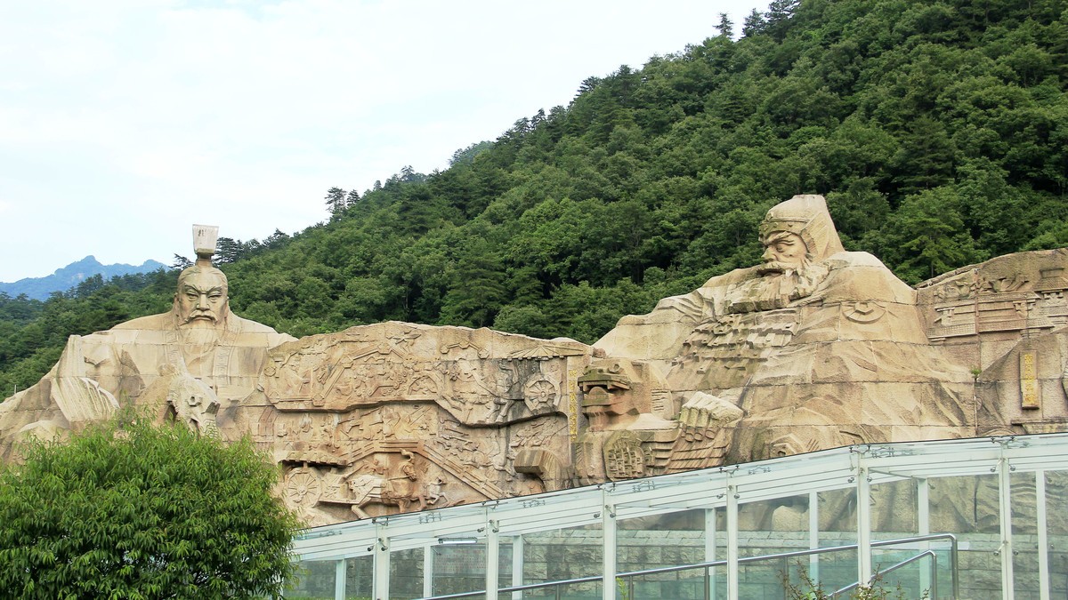 旅途随拍--秦岭服务区