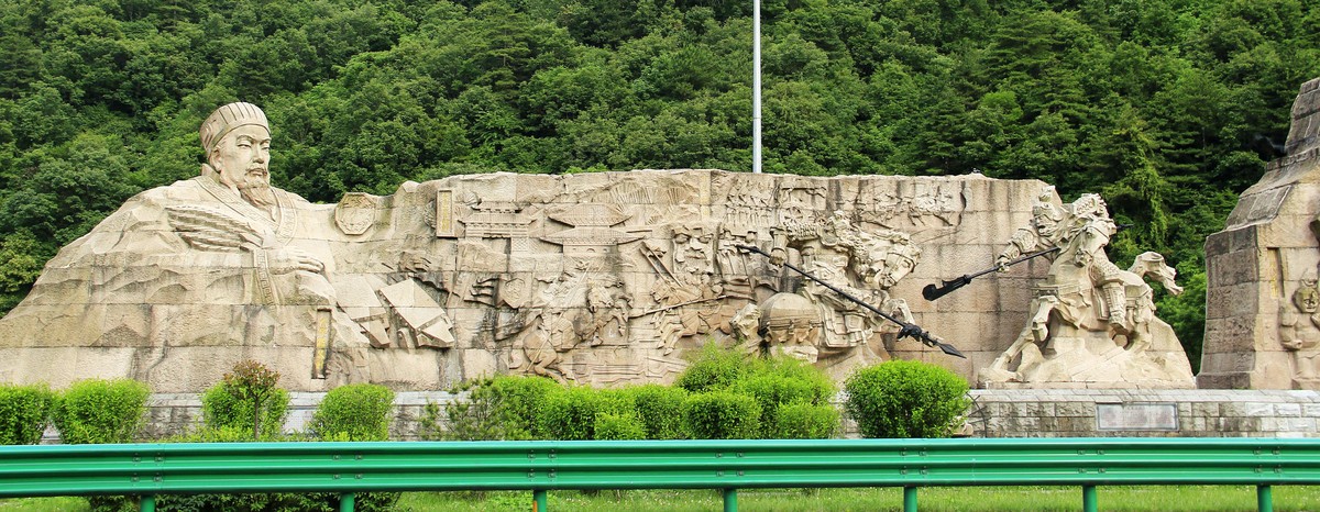 旅途随拍--秦岭服务区