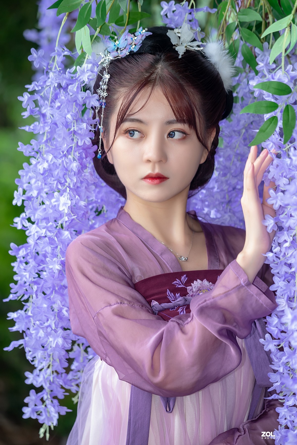 花丛古装美少女