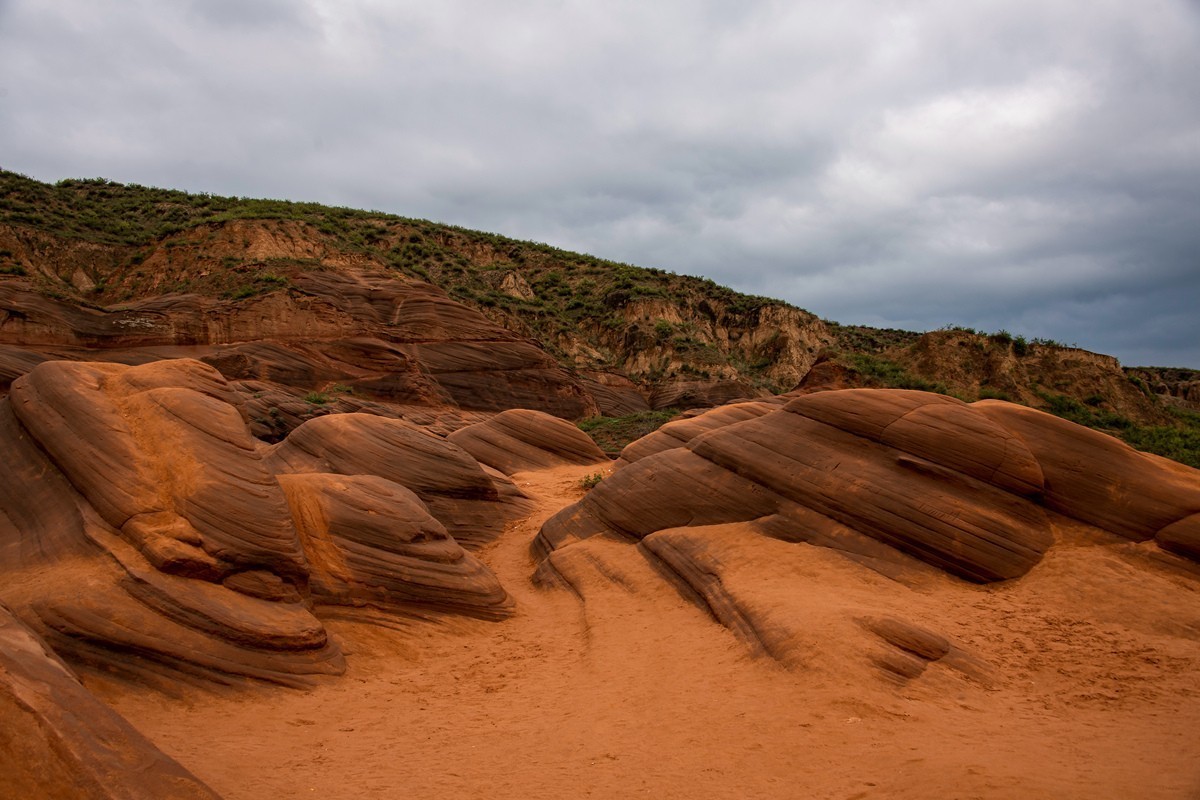 陕西榆林市靖边县波浪谷、水上丹霞、鳄鱼湾