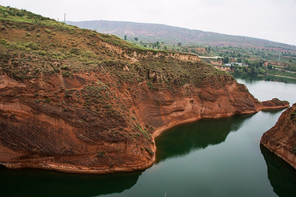 陕西榆林市靖边县波浪谷、水上丹霞、鳄鱼湾