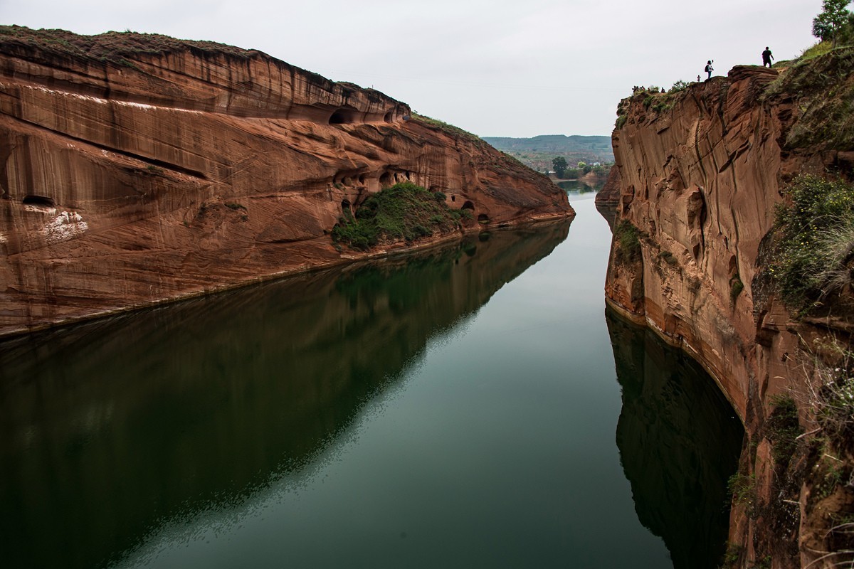 陕西榆林市靖边县波浪谷、水上丹霞、鳄鱼湾