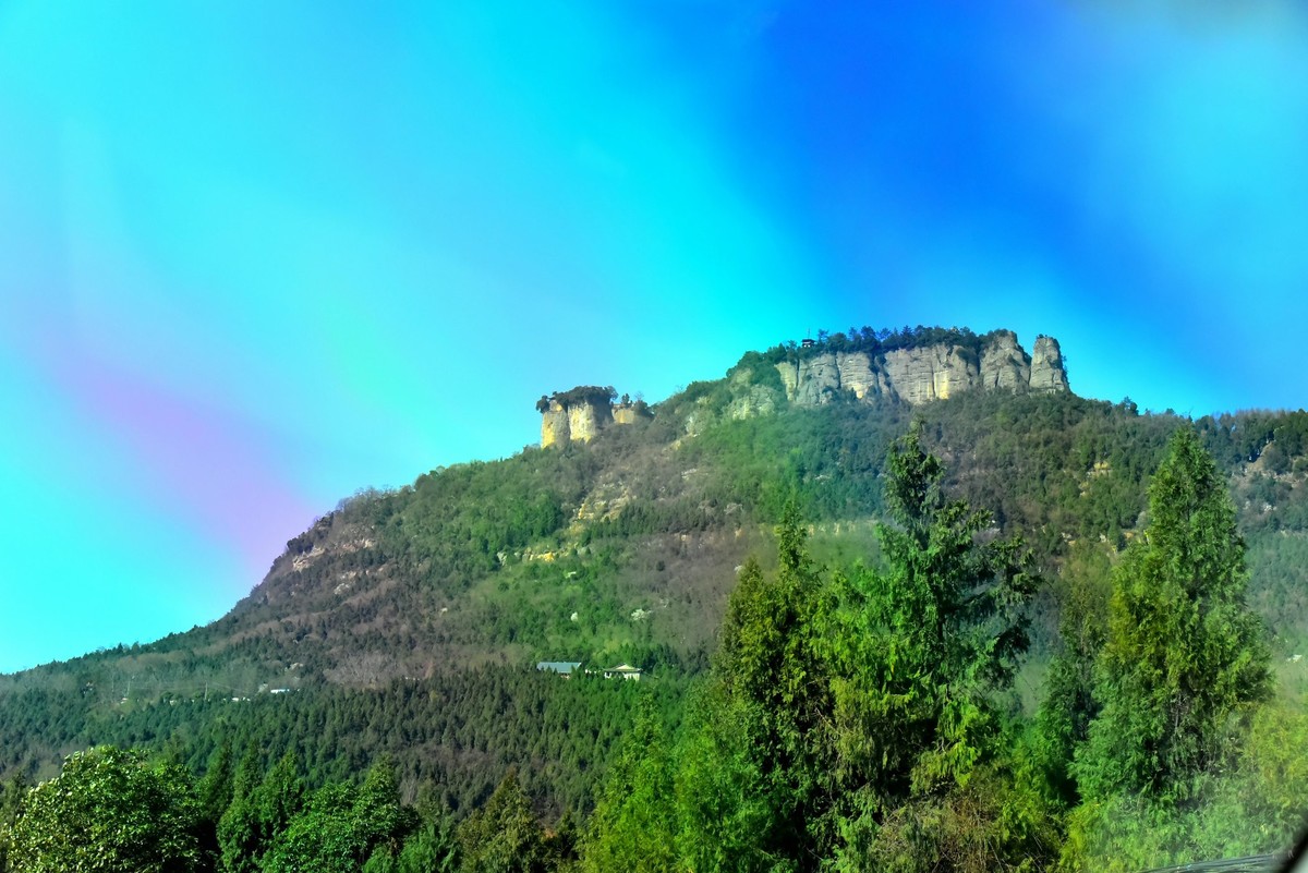 窦团山