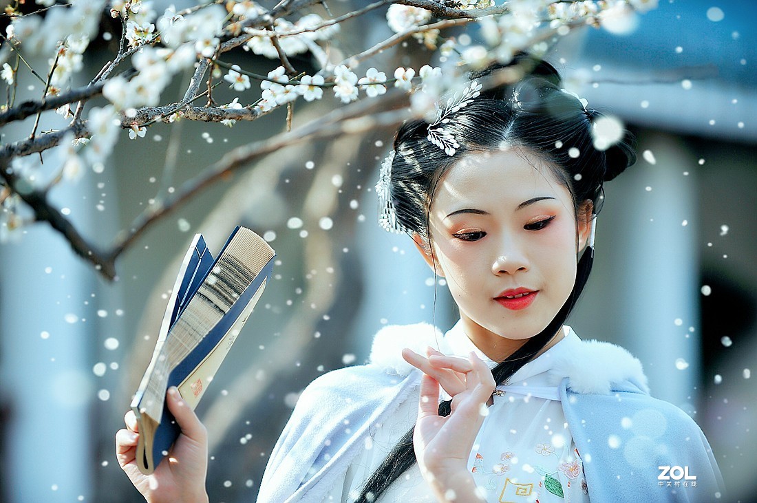 沁梅香古风人像摄影