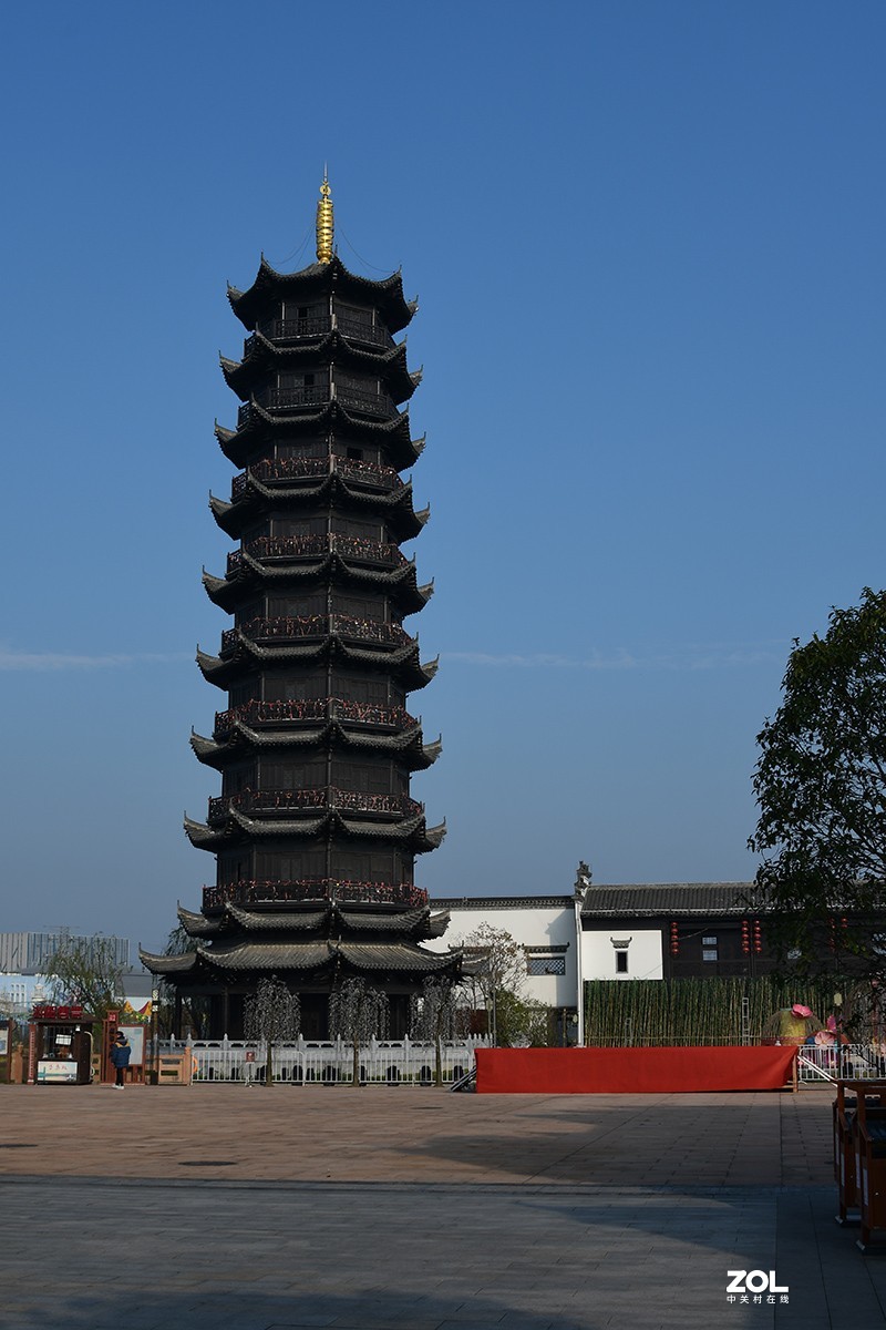 冬季的鸠兹古镇