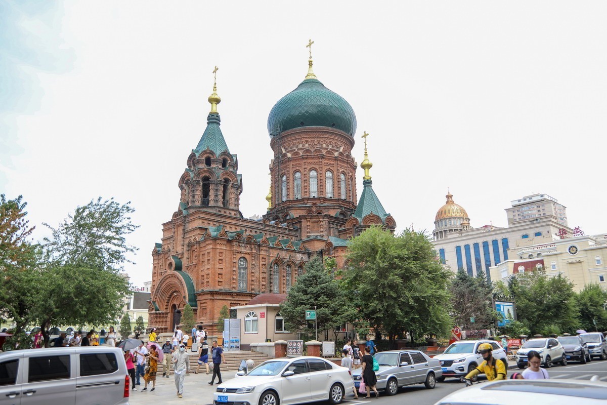 哈尔滨索菲亚教堂和几组雪雕作品复制件