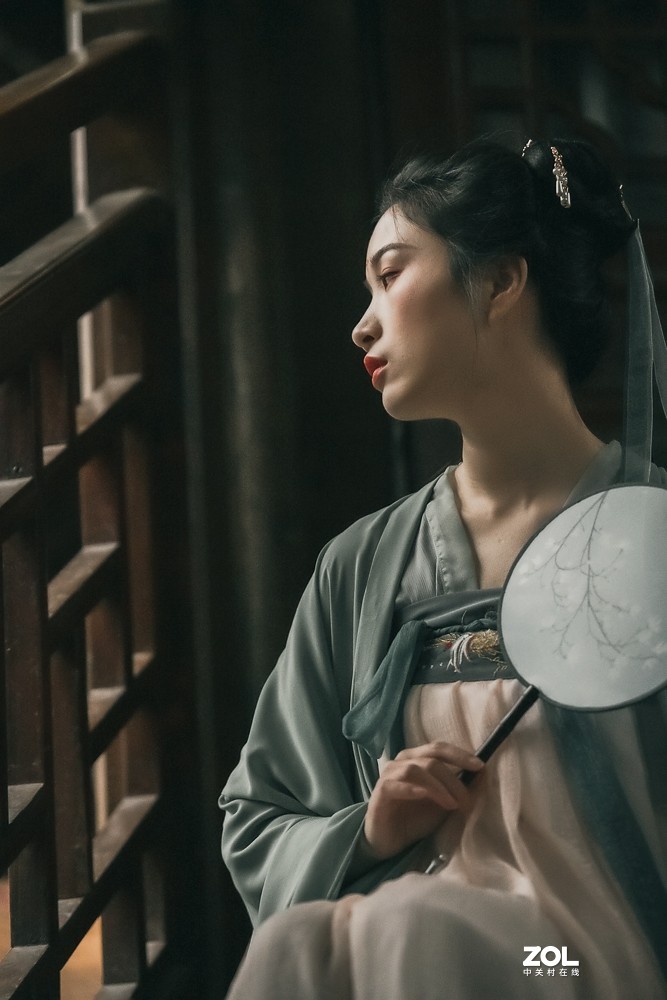 古风汉服人像 尼康D850+ 尼康AF-S 尼克尔 70-200mm f/2.8G ED VR II