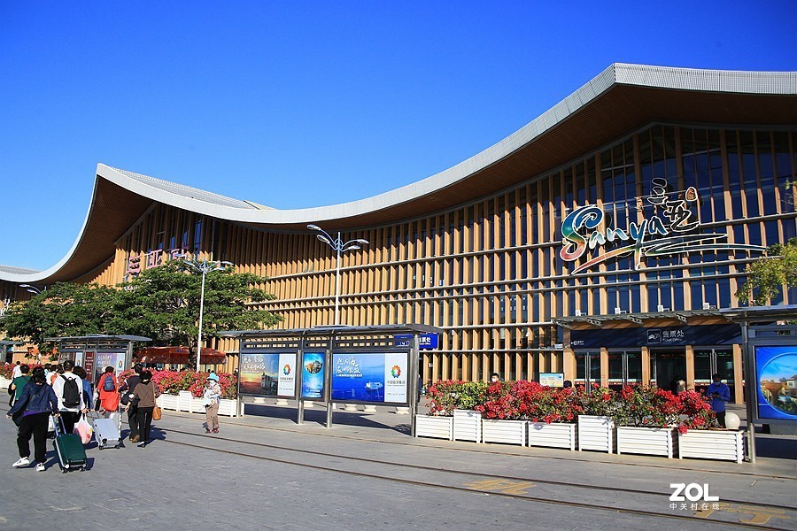 寿星老海南游摄日记201228海南高铁西线景三亚车站85