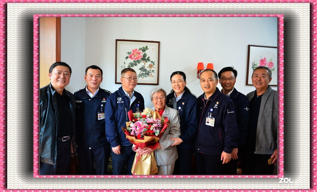 昌飞公司慰问发送《中国人民志愿军抗美援朝70周年》纪念章