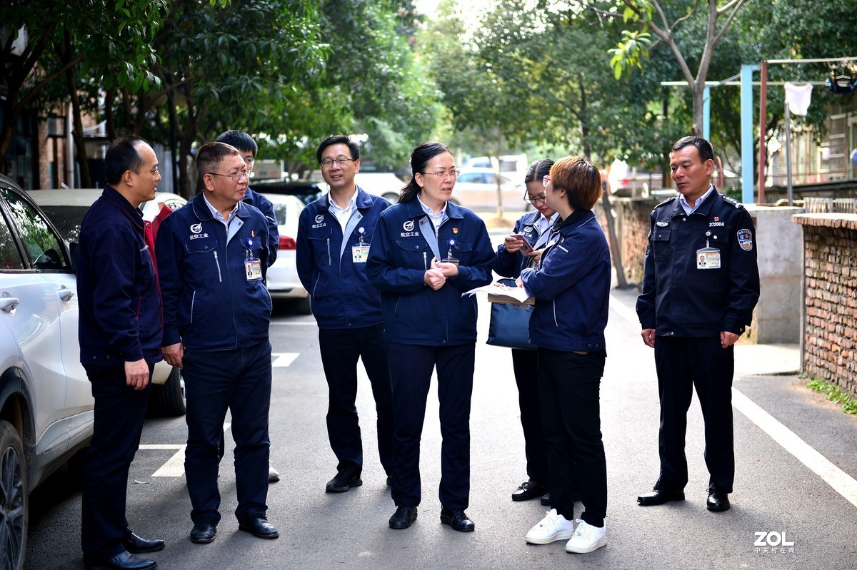 昌飞公司慰问发送《中国人民志愿军抗美援朝70周年》纪念章
