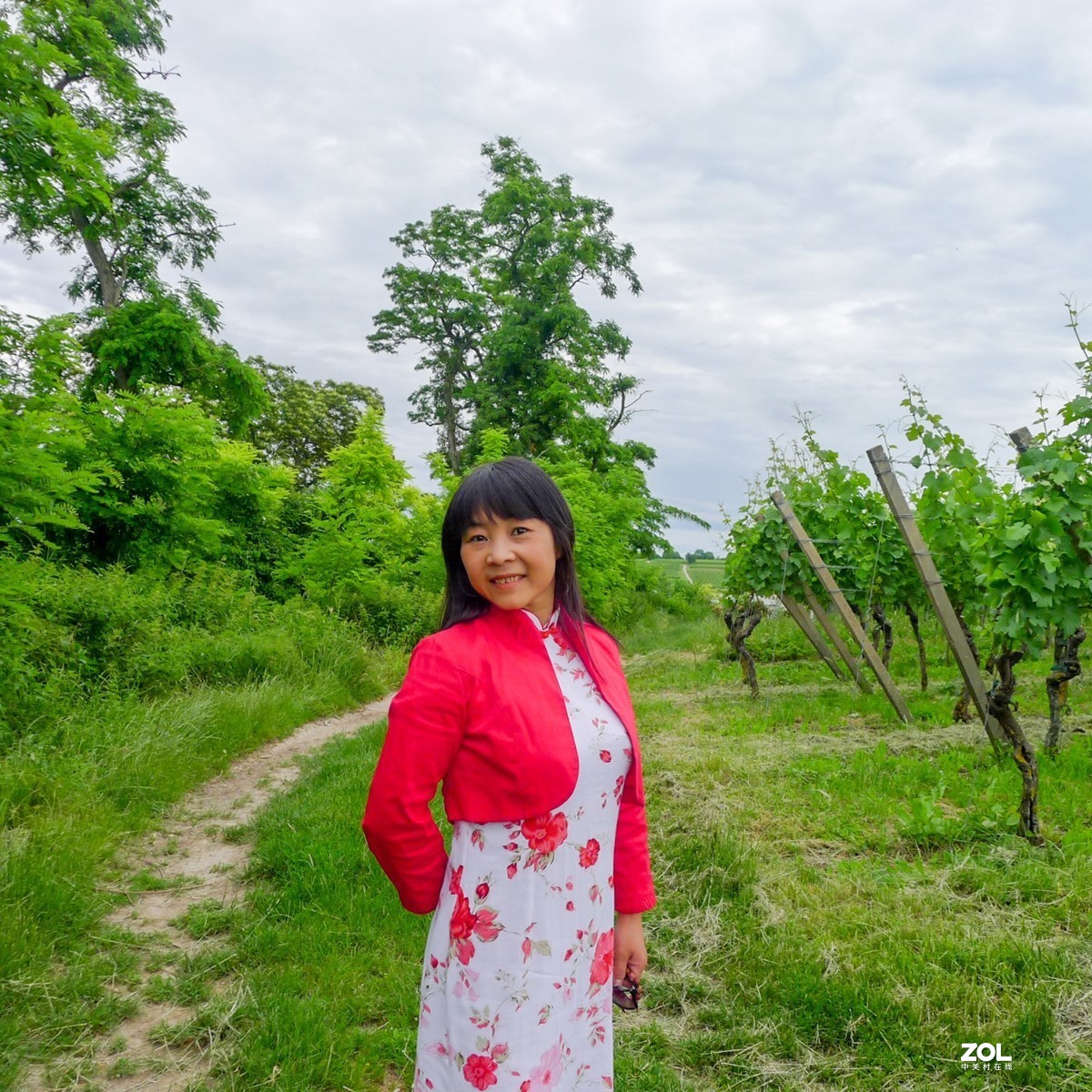 “卡片”上人像--拜望兄弟星空(中国)，祝师友夏日安好！！！