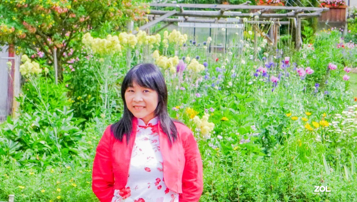 “卡片”上人像--拜望兄弟星空(中国)，祝师友夏日安好！！！