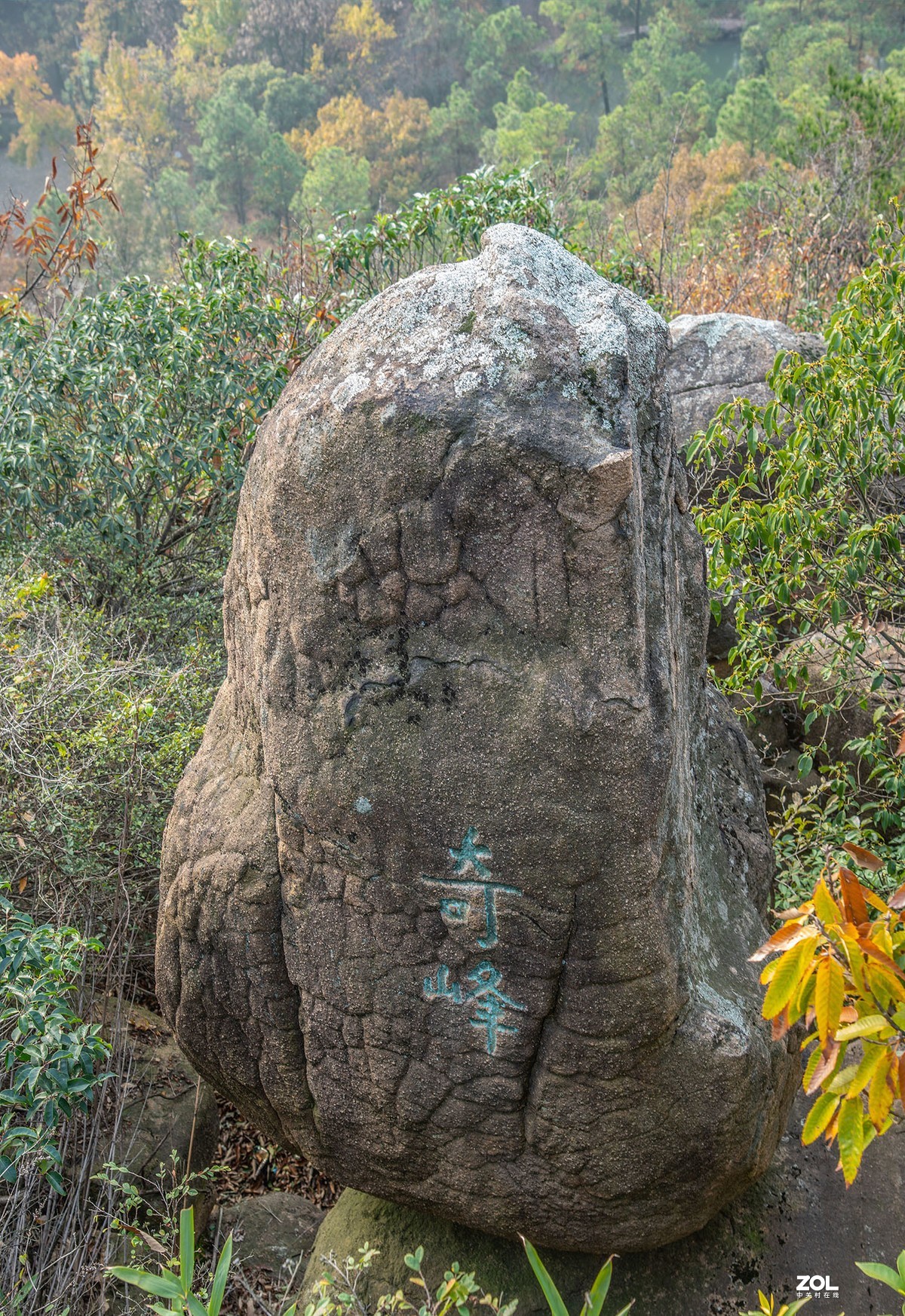 天平山的奇峰异石