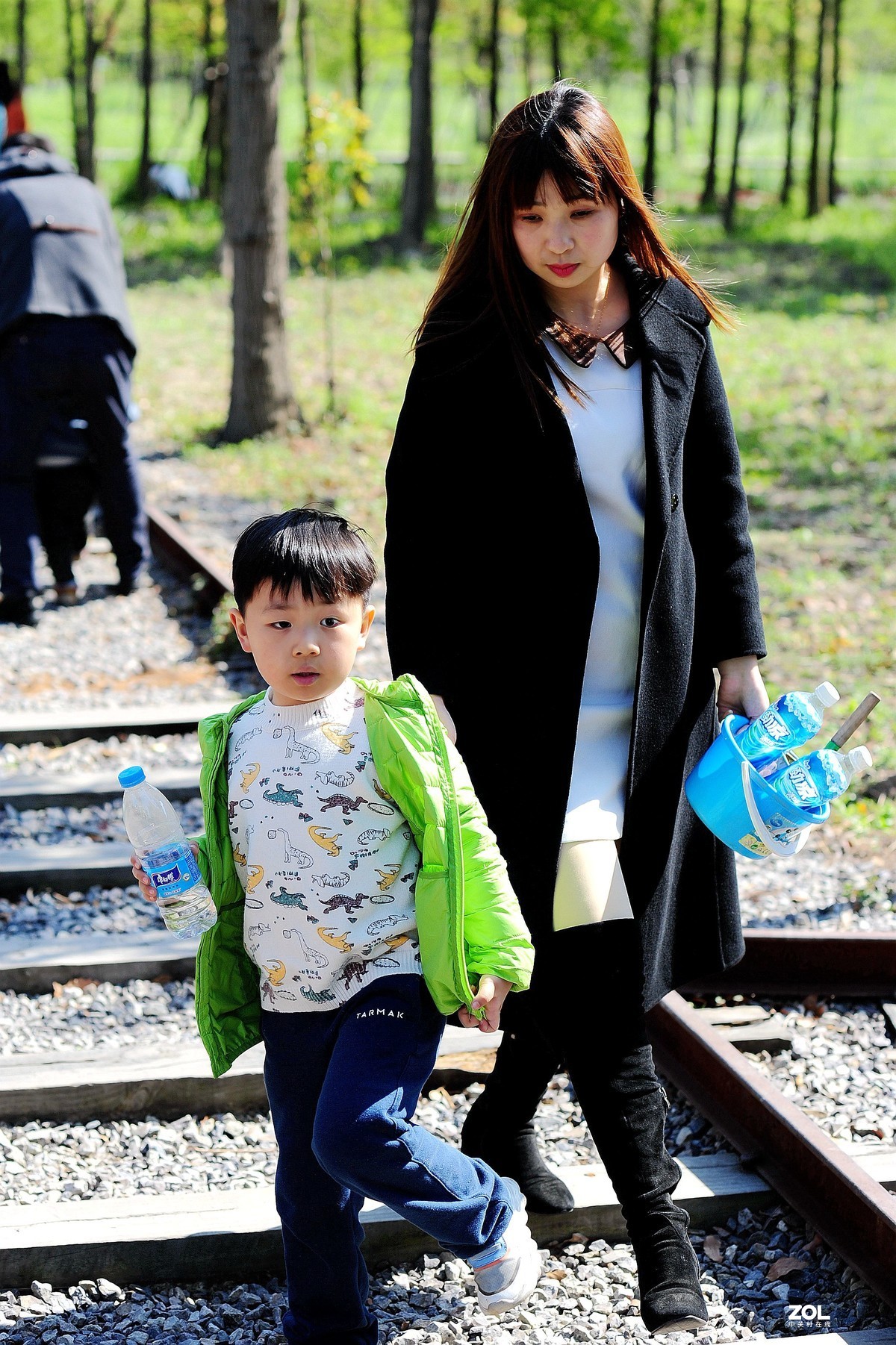 人像习作~春之日~美女同事和孩子们