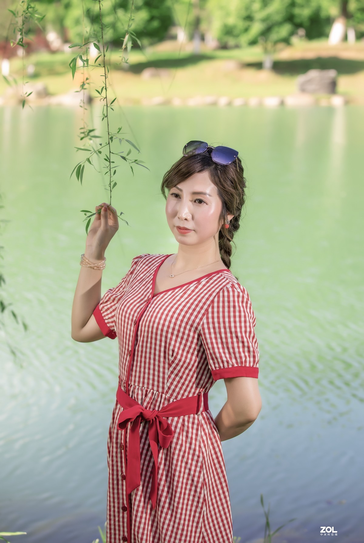 [如影人像]池塘边的故事