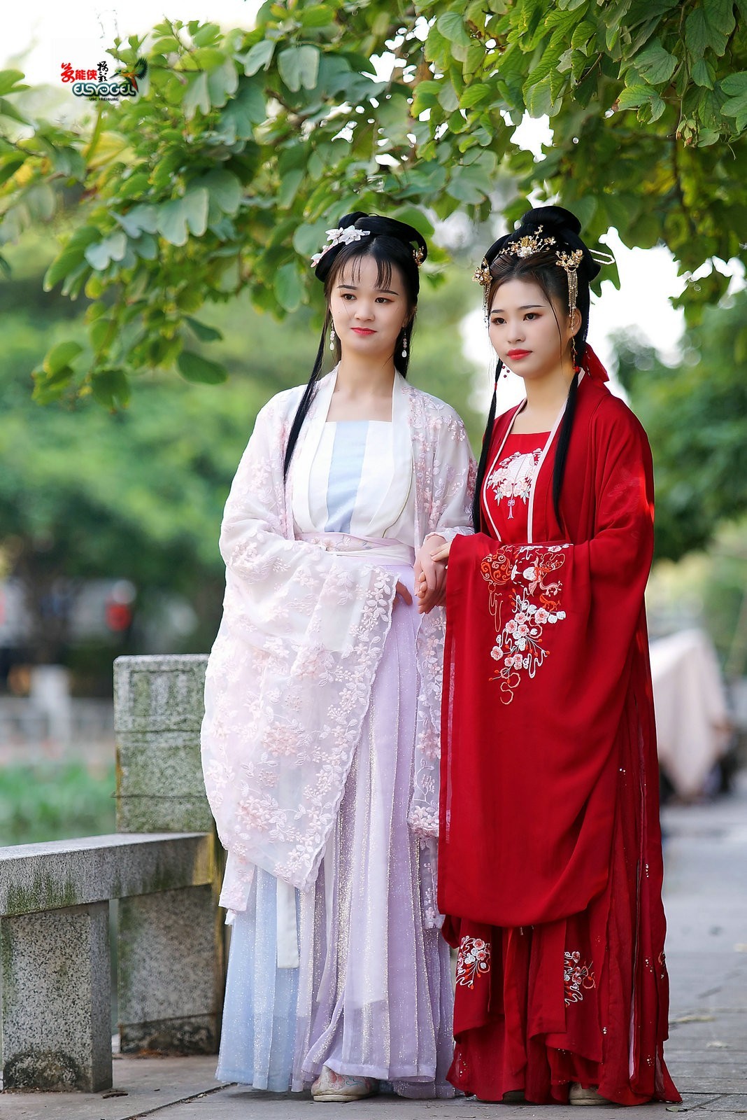 冬日古装姐妹花神燕苏燕