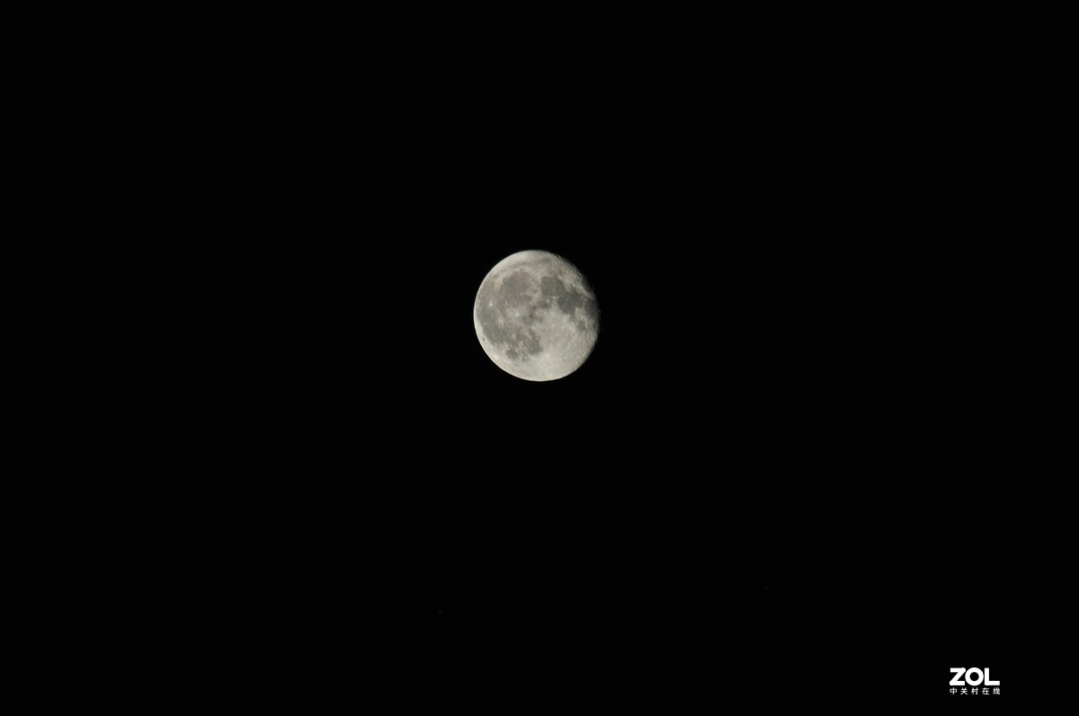 不同光圈不同快门拍月对比