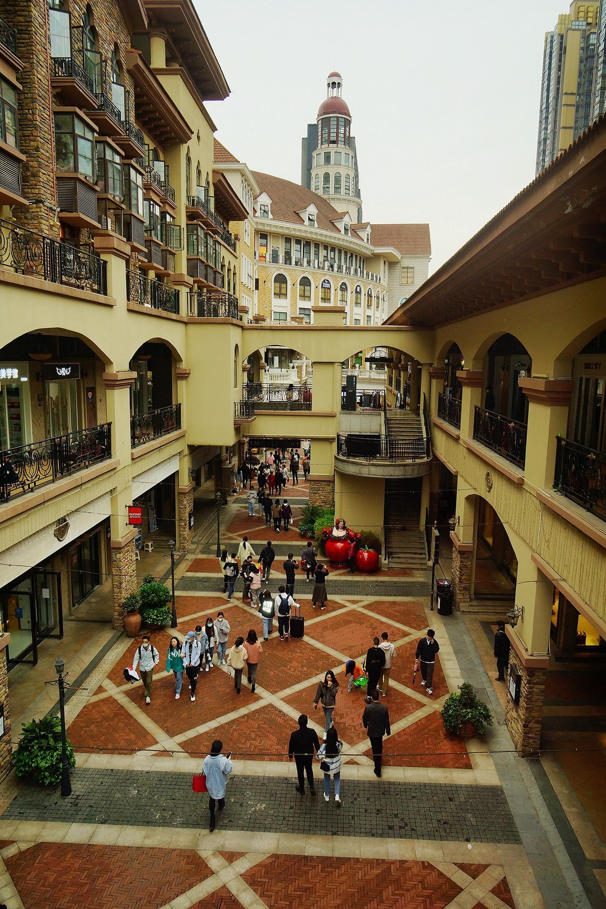 武汉印象又拍光谷步行街