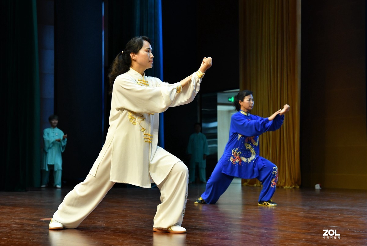 太极拳赛女子组