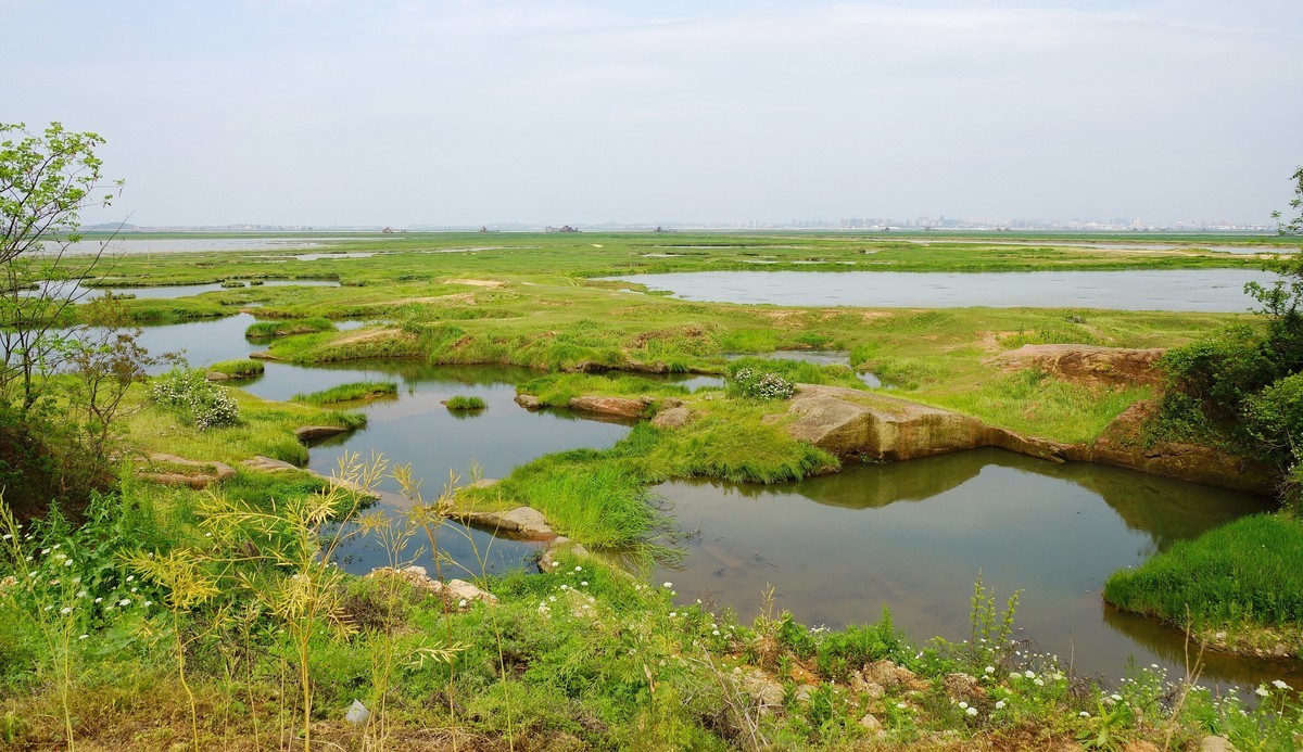 鄱阳湖畔瓦屑坝古渡口