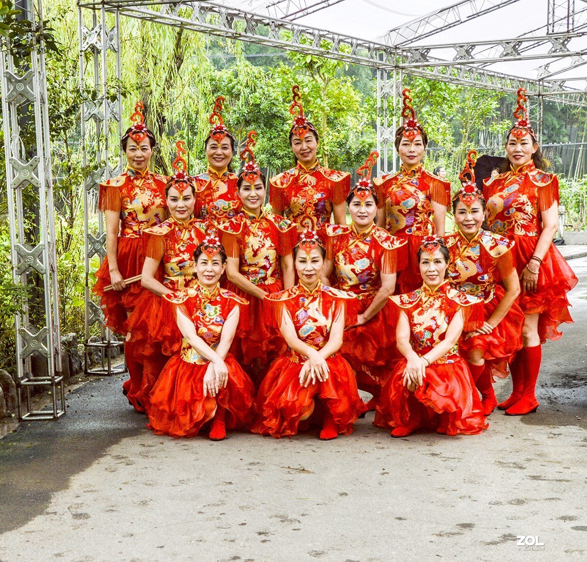 《庆丰收.迎小康》