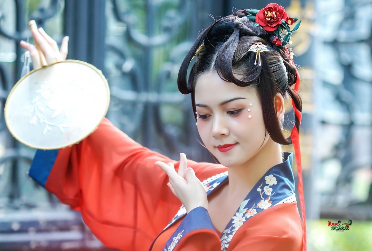 【醉美山房·古装美女】--龙舒(续)