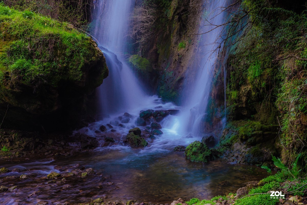 习作（贵阳市乌当区新添寨滴水岩公园）