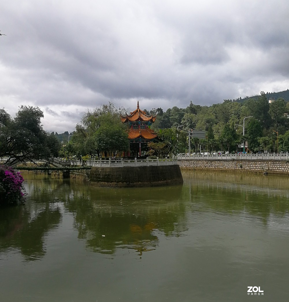昆明安宁温泉小镇