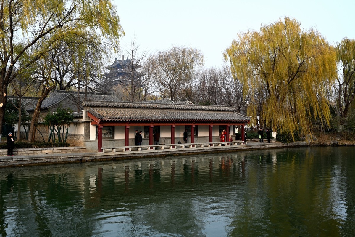 休假，大明湖闲逛，首次用Z35s拍风光