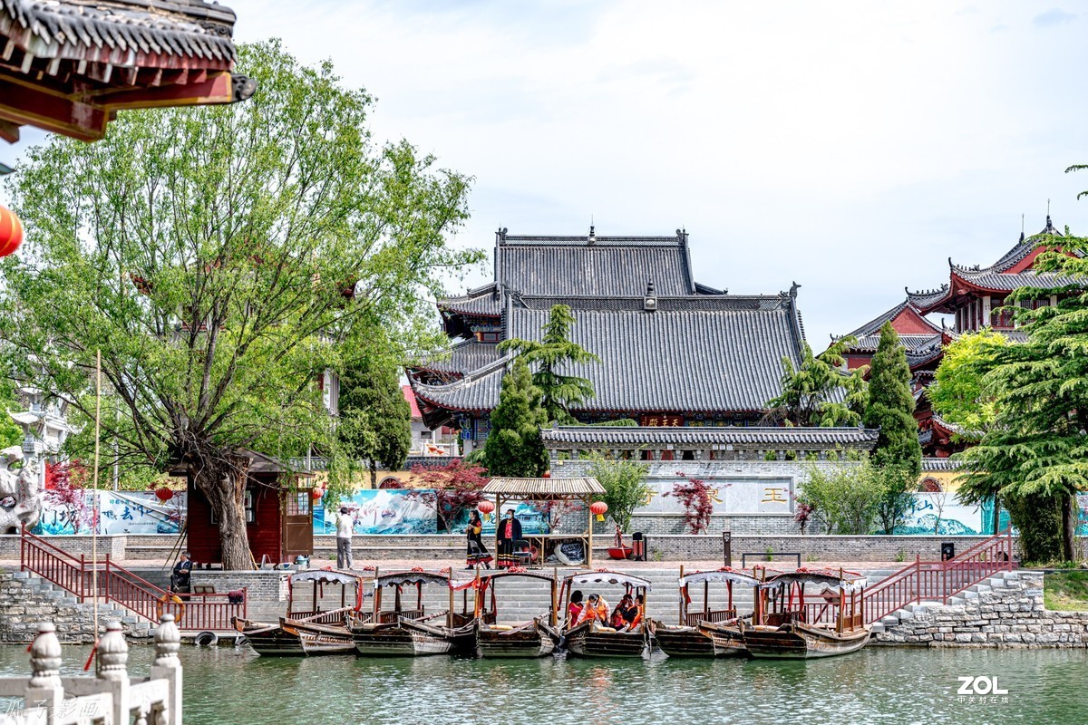 临朐老龙湾的春天