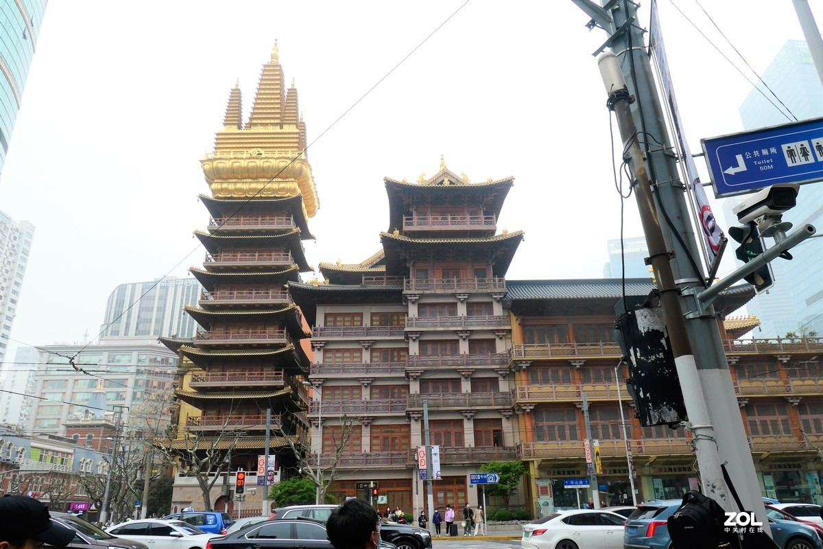 【静安寺】——摄于上海静安公园