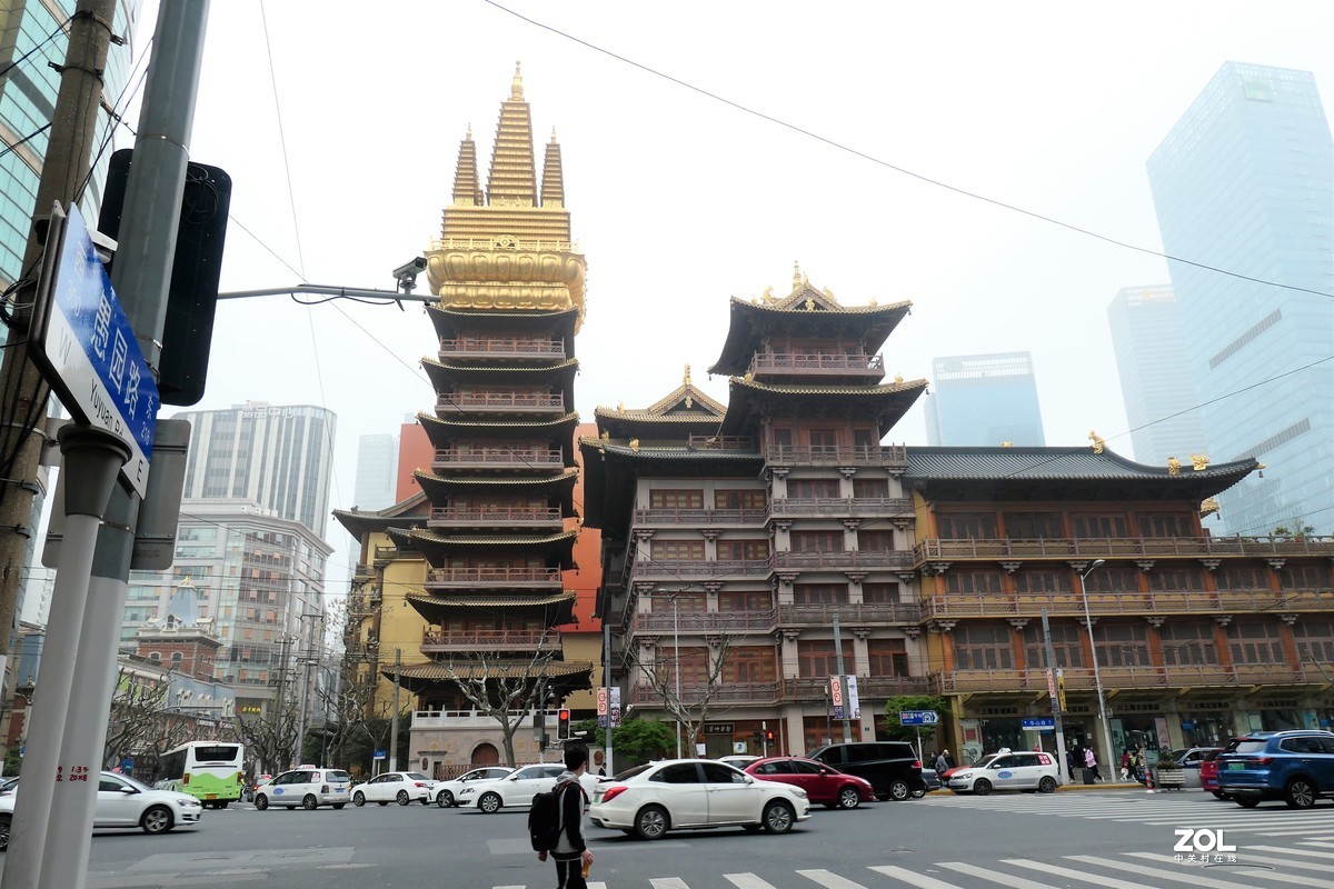 【静安寺】——摄于上海静安公园