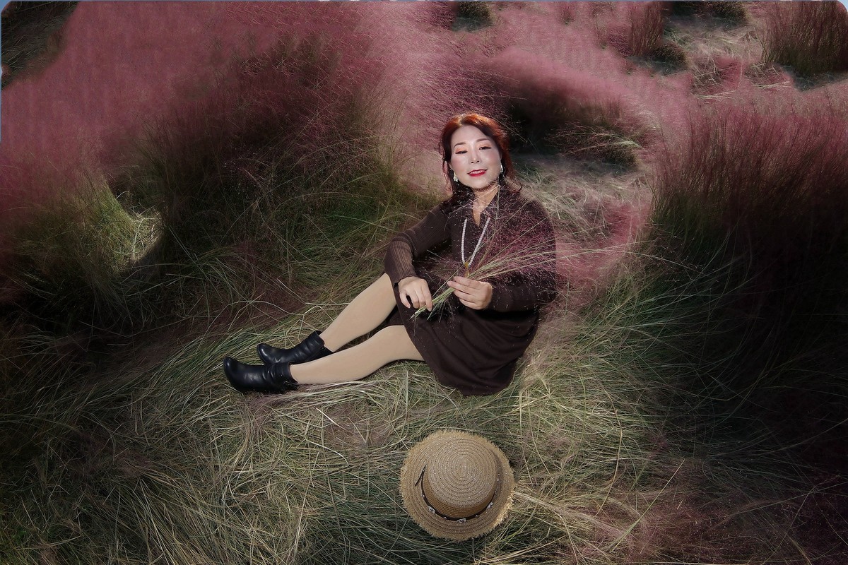 环境人像外拍--粉黛草从中的好闺蜜！