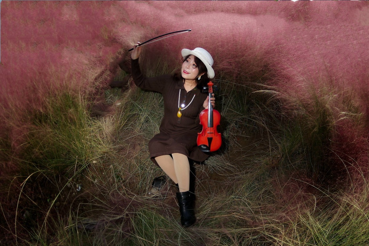 环境人像外拍--粉黛草从中的好闺蜜！