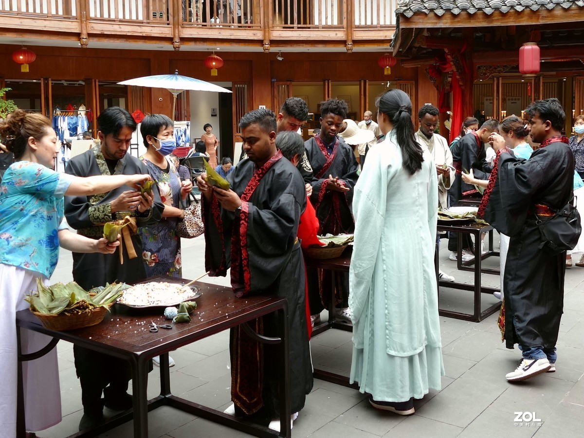 客    家    擂    茶    文    化