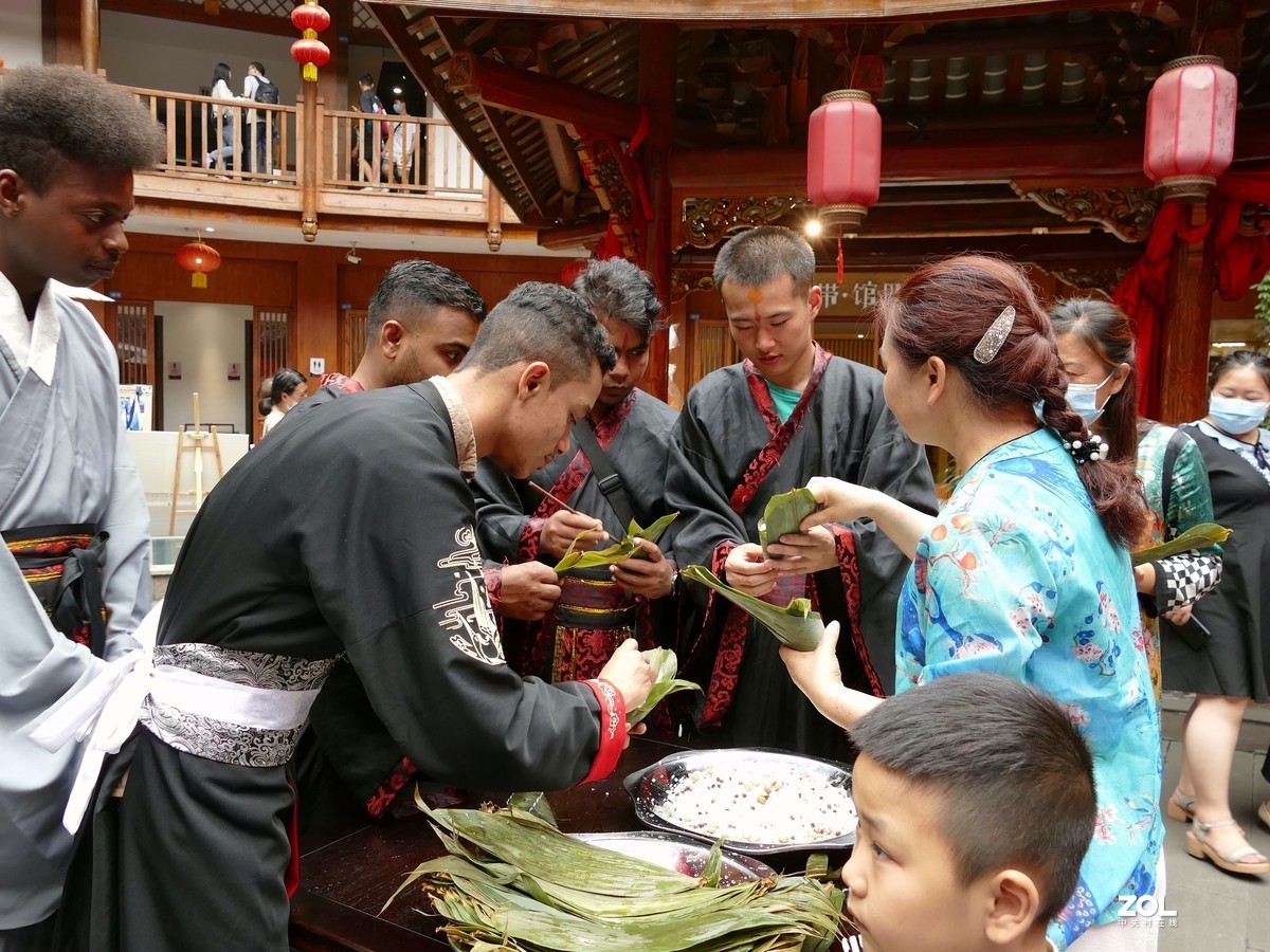 客    家    擂    茶    文    化