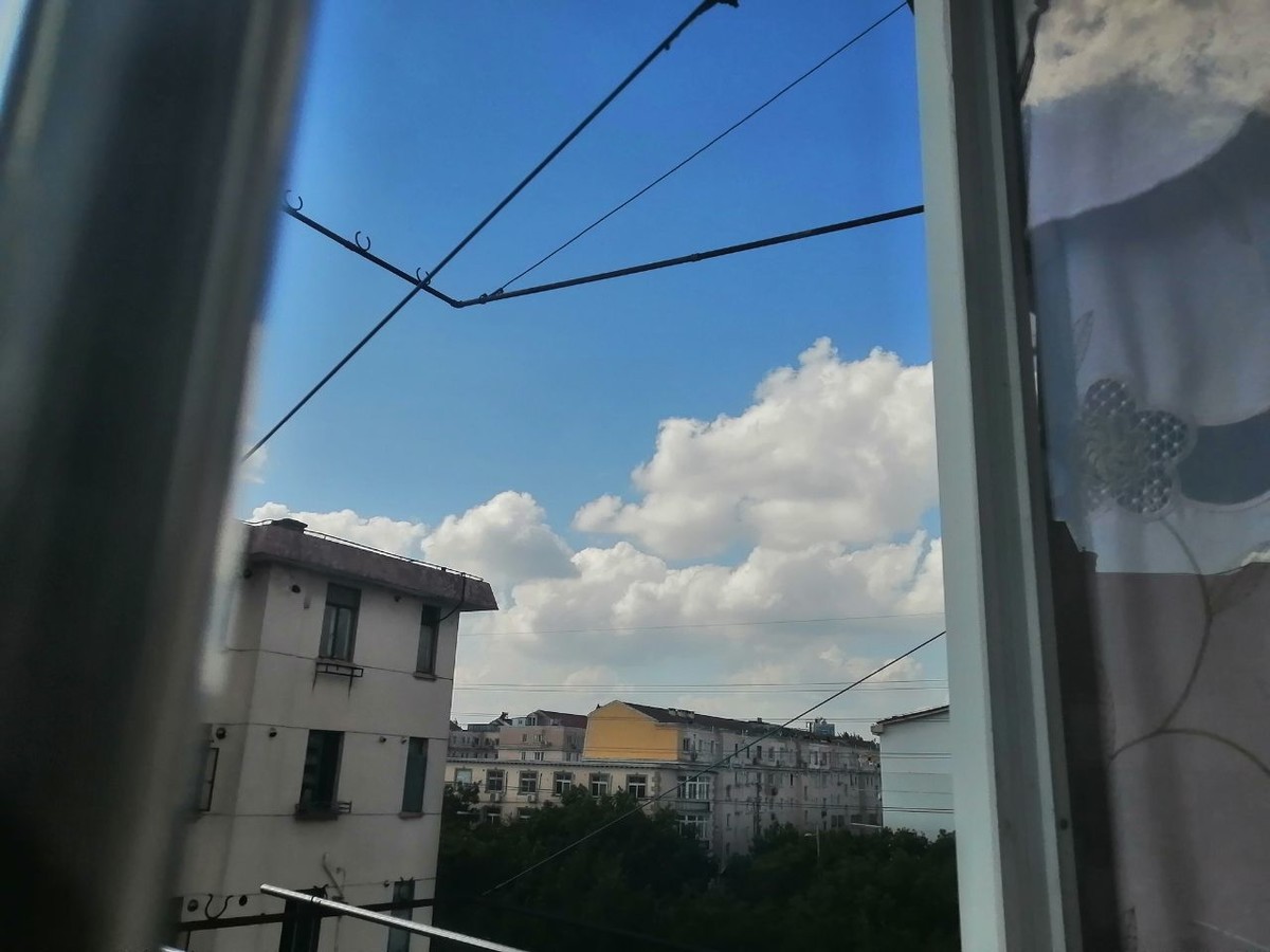 三张上海市嘉定区蓝天白云今天的图片