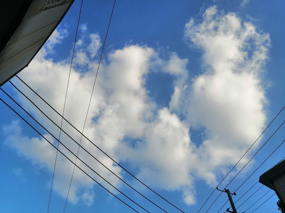 上海旅游随拍蓝天白云2020