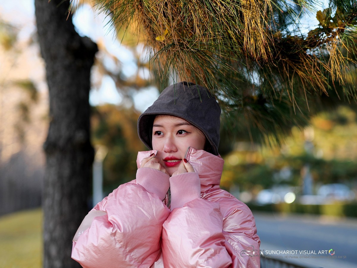 宾得645z银杏树下拍女孩 （二）