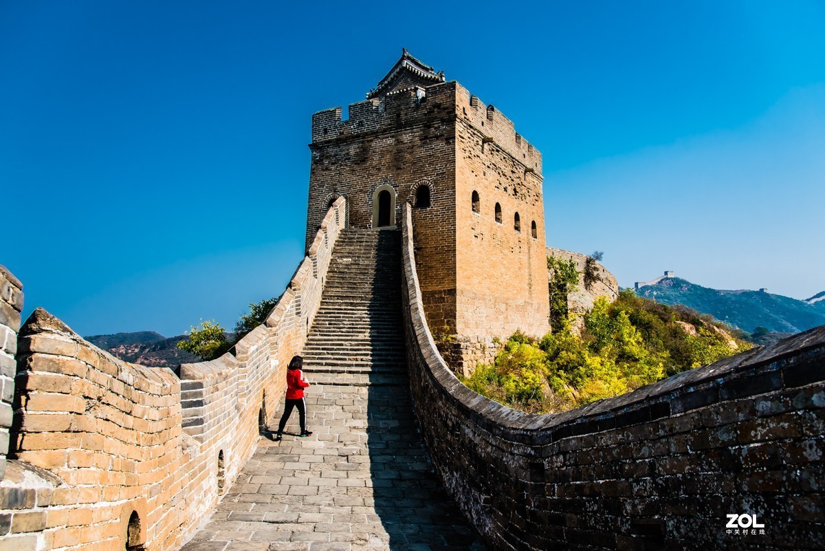 【镜头里】第1042号：万里长城金山独秀（十八）