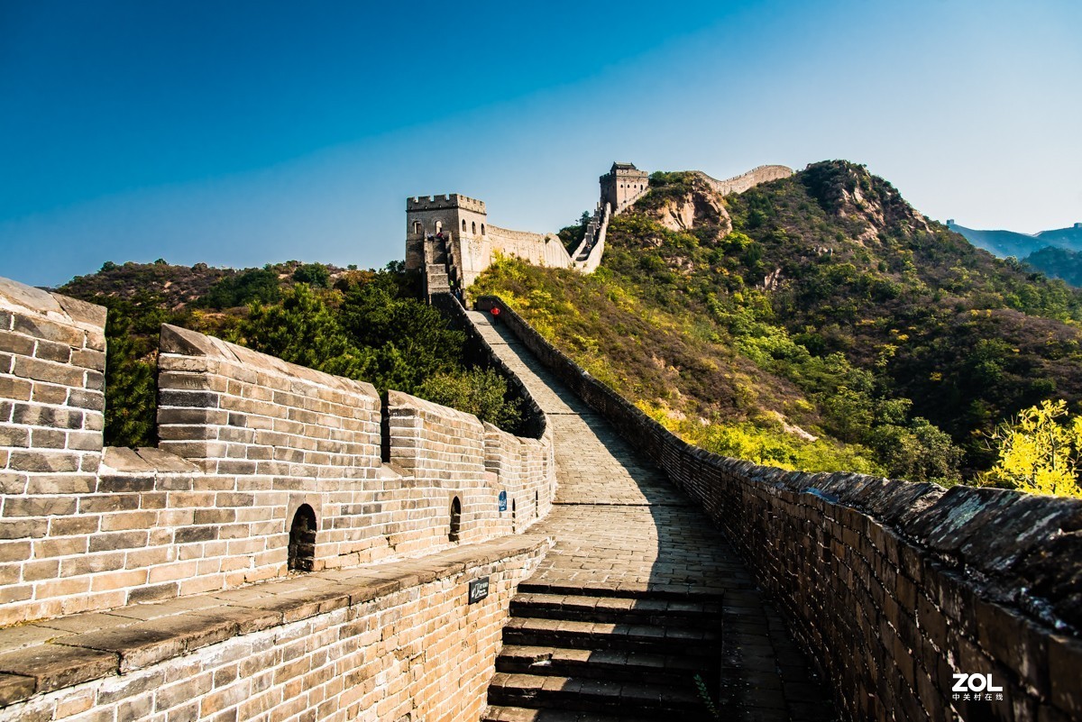 【镜头里】第1042号：万里长城金山独秀（十八）