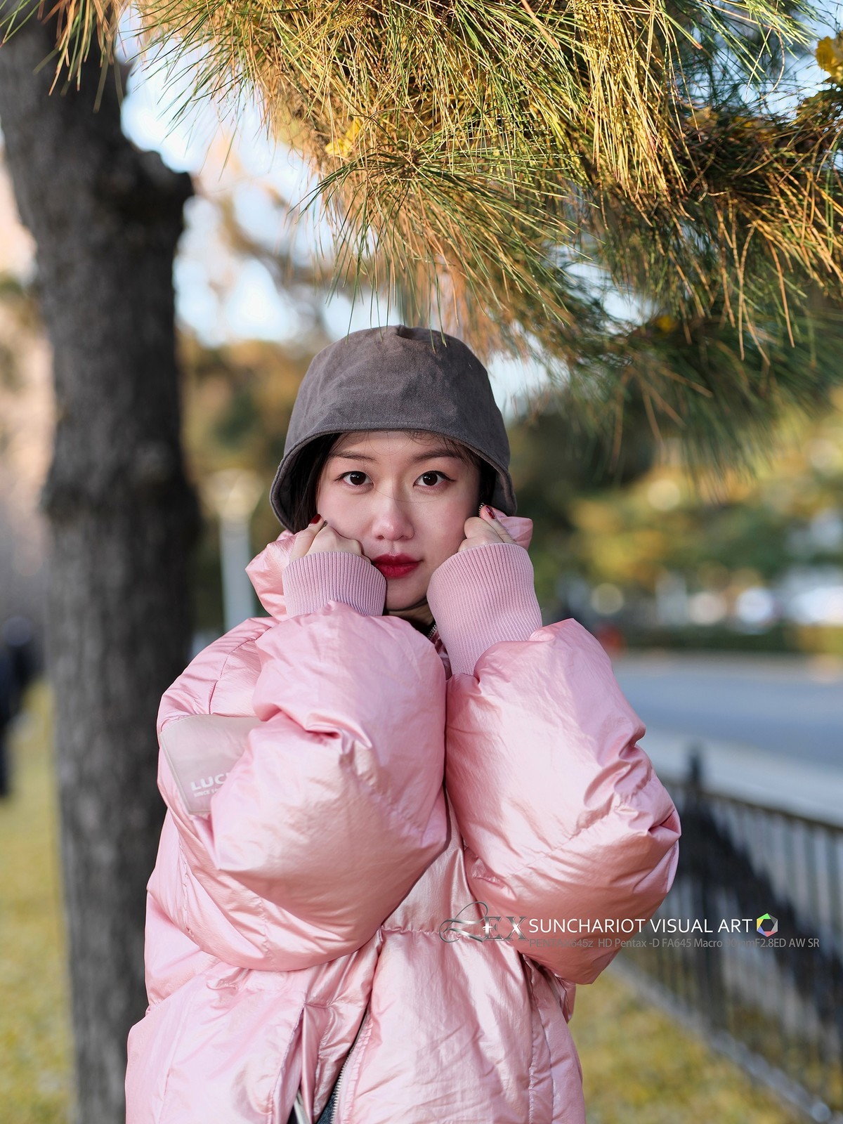 宾得645z银杏树下拍女孩 （二）